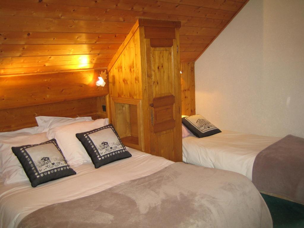 לה ג'ט Chalet Hotel Regina חדר תמונה
