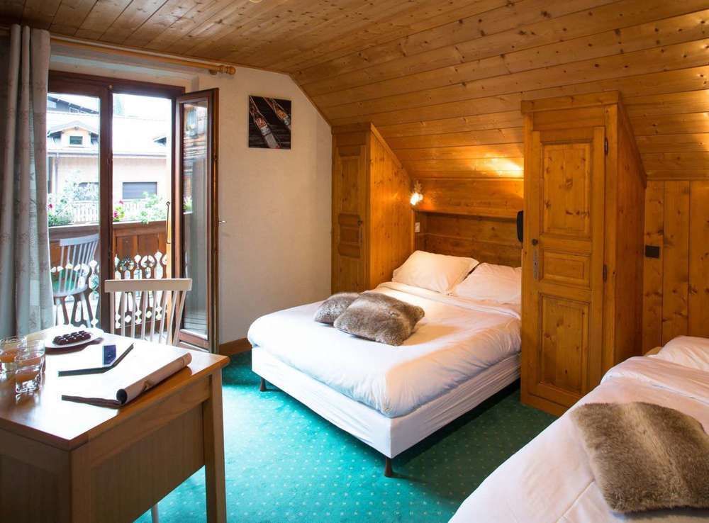 לה ג'ט Chalet Hotel Regina מראה חיצוני תמונה