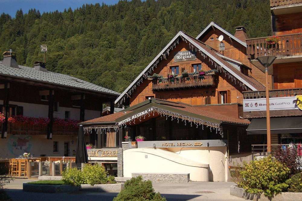 לה ג'ט Chalet Hotel Regina מראה חיצוני תמונה