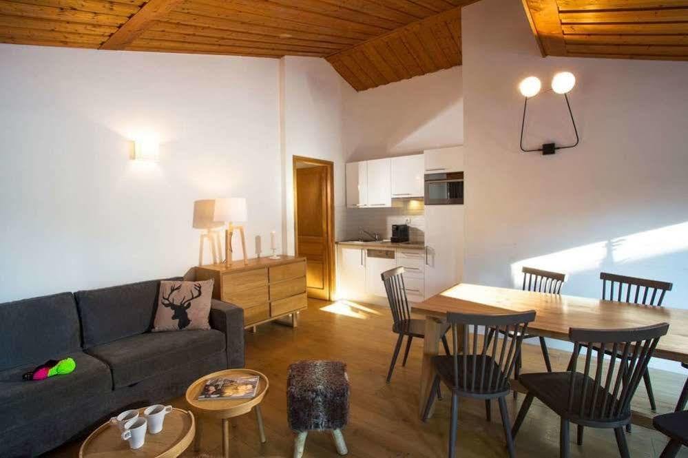 לה ג'ט Chalet Hotel Regina מראה חיצוני תמונה