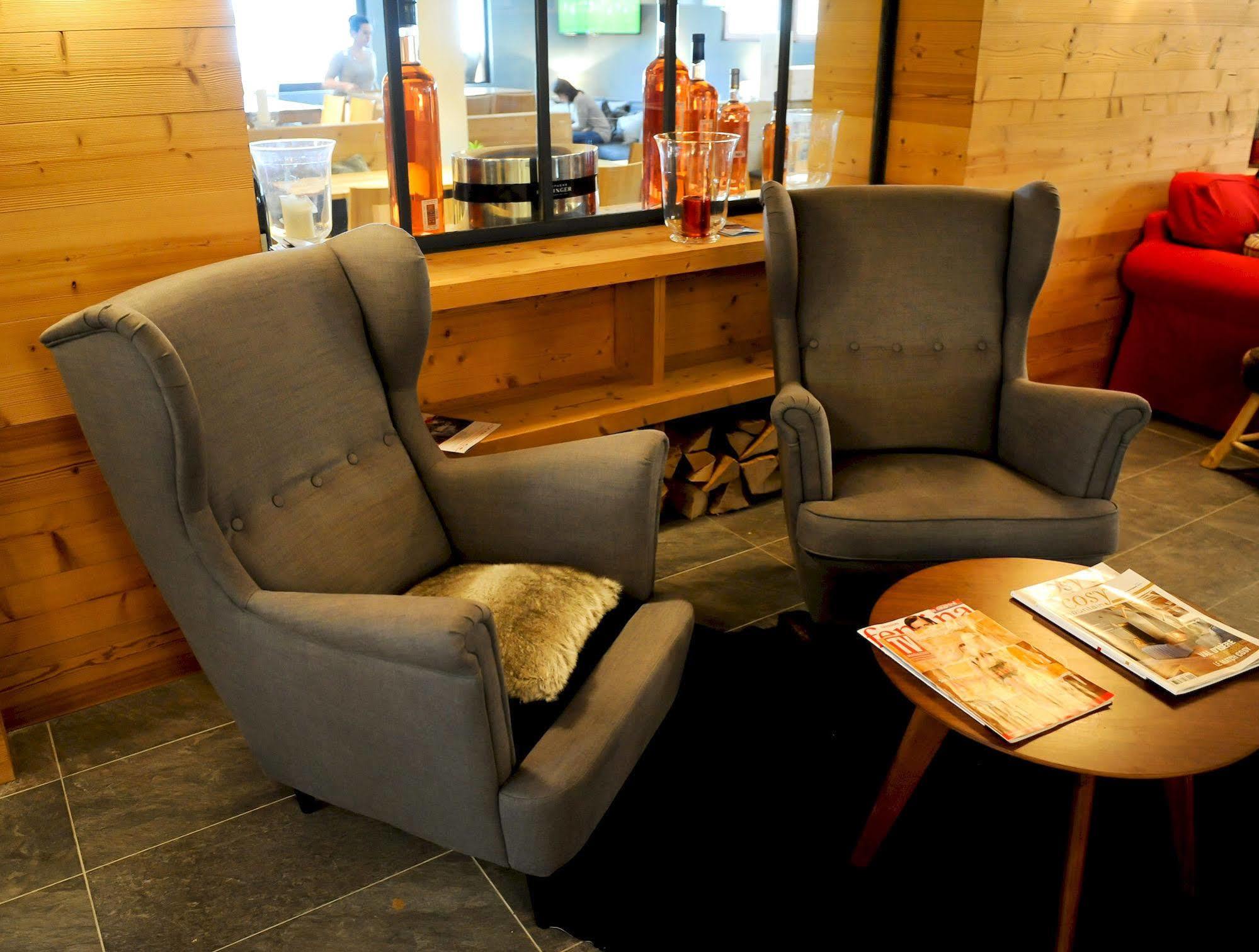 לה ג'ט Chalet Hotel Regina מראה חיצוני תמונה